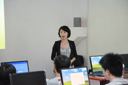 華清遠(yuǎn)見(jiàn)成功為三星實(shí)施企業(yè)員工內(nèi)訓(xùn)