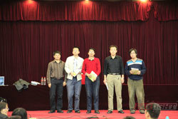 �A���h(yu��n)Ҋ(ji��n)Ƕ��ʽ��Ӗ(x��n)���M(f��i)�v����Ƭ