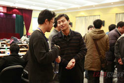 �A���hҊǶ��ʽ��Ӗ���M�v����Ƭ