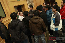 �A���hҊǶ��ʽ��Ӗ���M�v����Ƭ