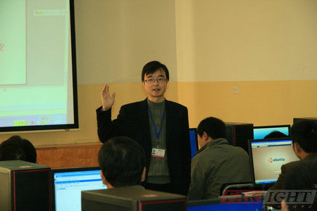 11��3���A���hҊ�����ǆT����ʩǶ��ʽLinux��(n��i)Ӗ